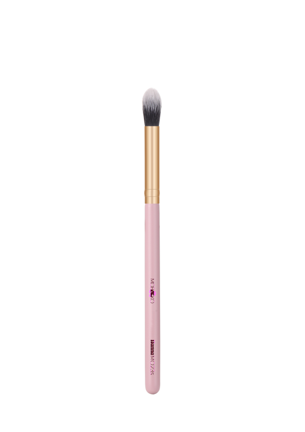 NANNA MO23s – Vegan Fluffy Tapered Blending Brush